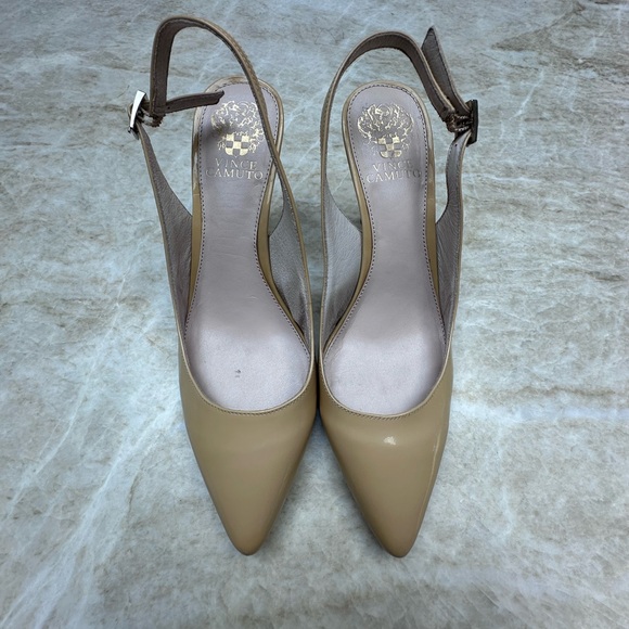 Vince Camuto Beige Patent Pointy toe sling back pumps. Size 8W - Picture 2 of 12